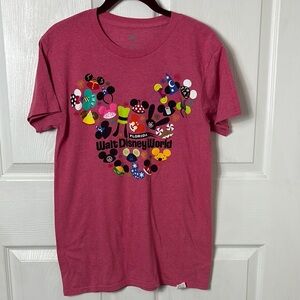 Disney Pink Graphic T-Shirt size Small Mickey Logo with all types of Disney hats